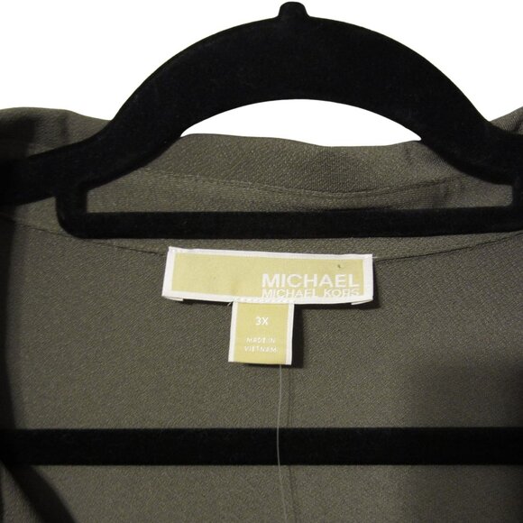 Michael Kors Plus Size Blouse Size 3X | NWT $98 | Olive Green Top w Gold Buttons - Picture 5 of 6